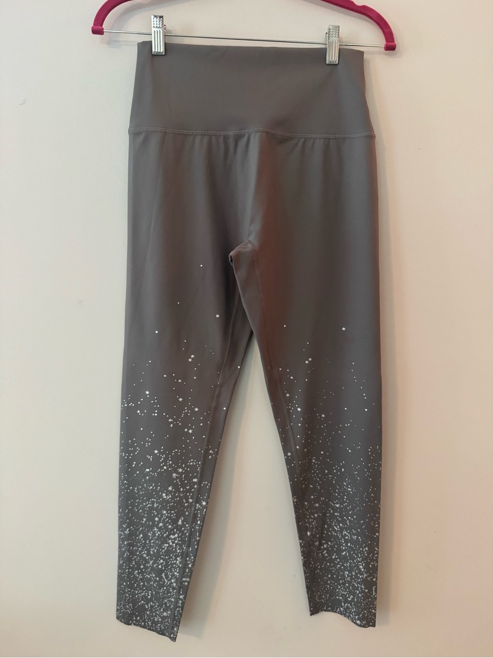 aerie Gray Leggings with White Speckle Detail